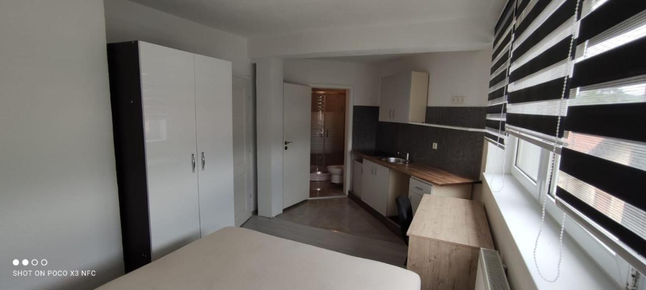 H Apartments Tuzla Eksteriør billede